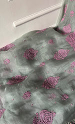 将图像加载到图库查看器中， Gulaab Women's Lakhnavi Handcrafted Pure Organza Chikankari Unstitched Kurta And Dupatta Set - HONC0311847