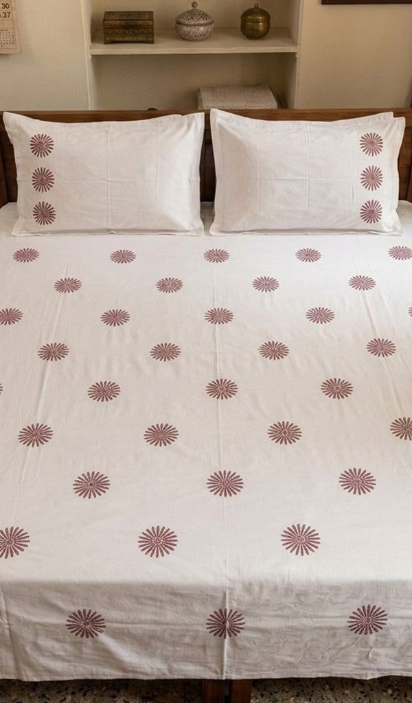 Lakhnavi Handcrafted Cotton Chikankari Bedsheet Set - HONC0373292