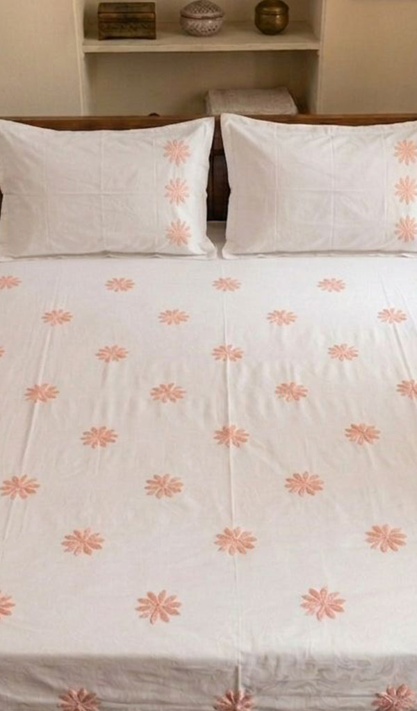 Lakhnavi Handcrafted Cotton Chikankari Bedsheet Set - HONC0373291