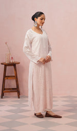 将图像加载到图库查看器中， Women's Lakhnavi Handcrafted Viscose Georgette Chikankari Kurti - HONC0468462