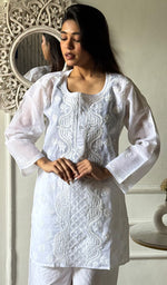 Load image into Gallery viewer, Women's Lakhnavi Handcrafted Cotton Chikankari Top - HONC0347237
