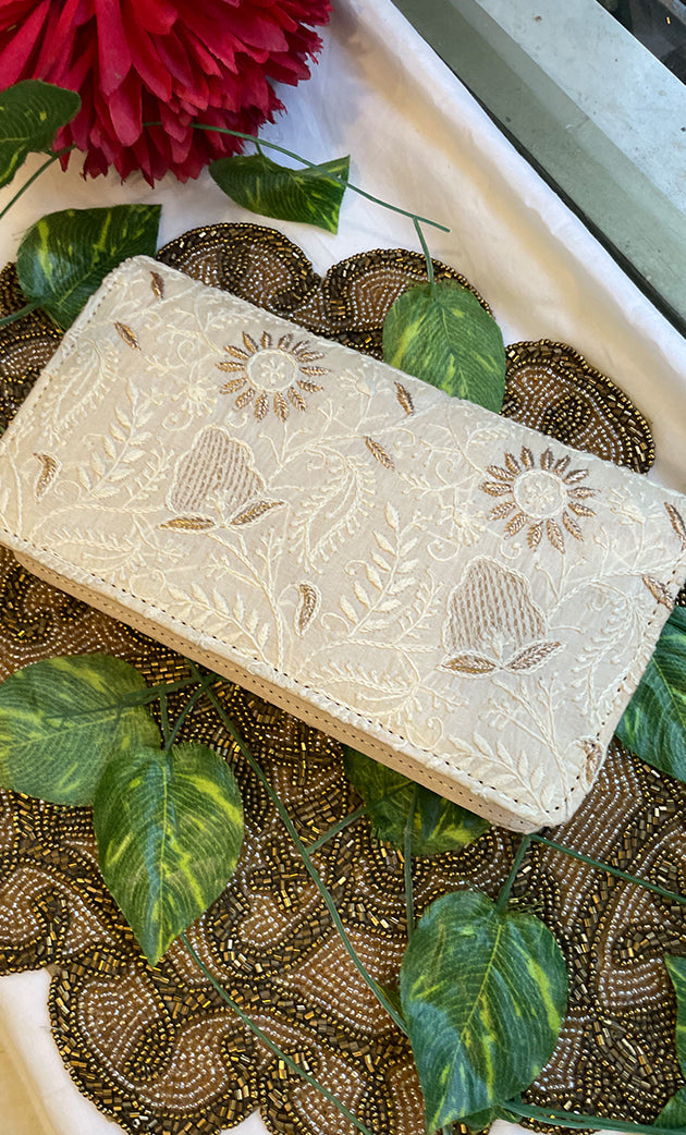 Chikankari Clutch Bag - HONC0308892