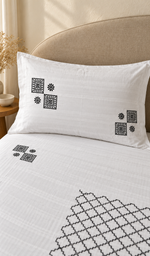 Lakhnavi Handcrafted Cotton Chikankari Bedsheet Set - HONC0394517
