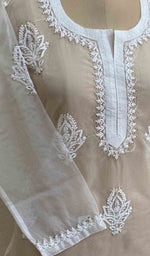 Load image into Gallery viewer, Women&#39;s Lakhnavi Handcrafted White Organza Chikankari Kurti - HONC029495