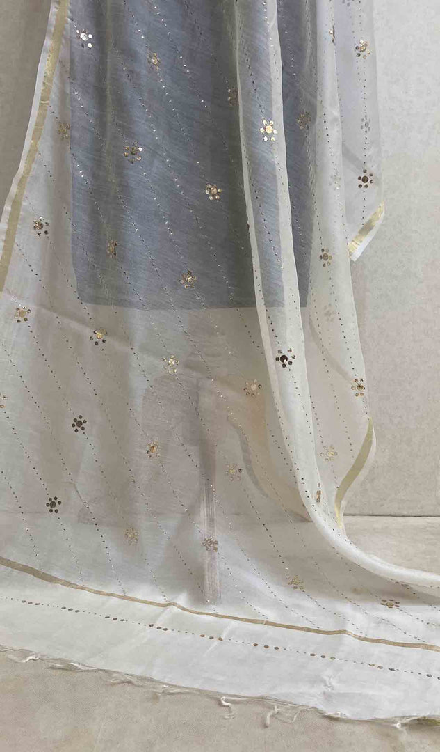Lakhnavi 手工制作 Chanderi 丝绸 Chikankari Dupatta - HONC038879