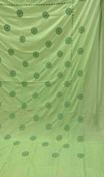 将图像加载到图库查看器中， Lakhnavi 手工制作的 Chikankari 棉质床单套装 - HONC043427