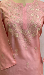 将图像加载到图库查看器中， Lakhnavi 手工丝绸 Chikankari 上衣 - HONC0118656