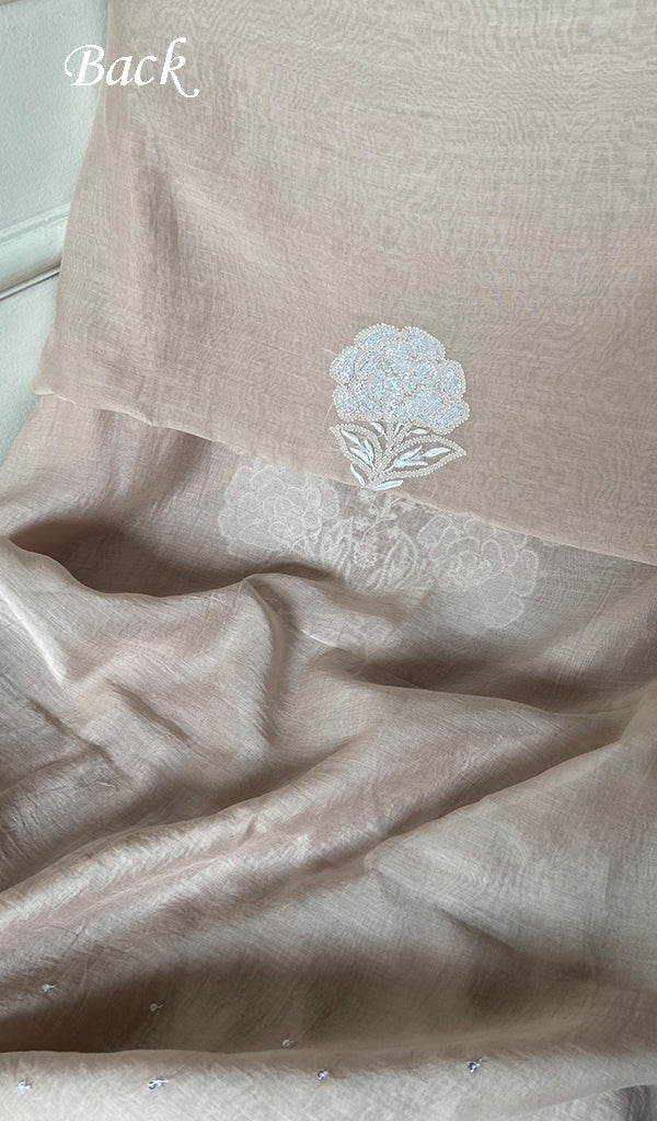 Women's Lakhnavi Handcrafted Mul Chanderi Kurta And Dupatta Set .