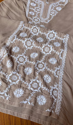 Load image into Gallery viewer, Women&#39;s Lucknowi Handcrafted  Modal Cotton Chikankari Kurti - HONC0301033
