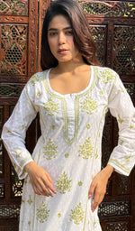 将图像加载到图库查看器中， Gulshan Women&#39;s Lucknowi Handcrafted Cotton Chikankari Kurti - HONC0159624
