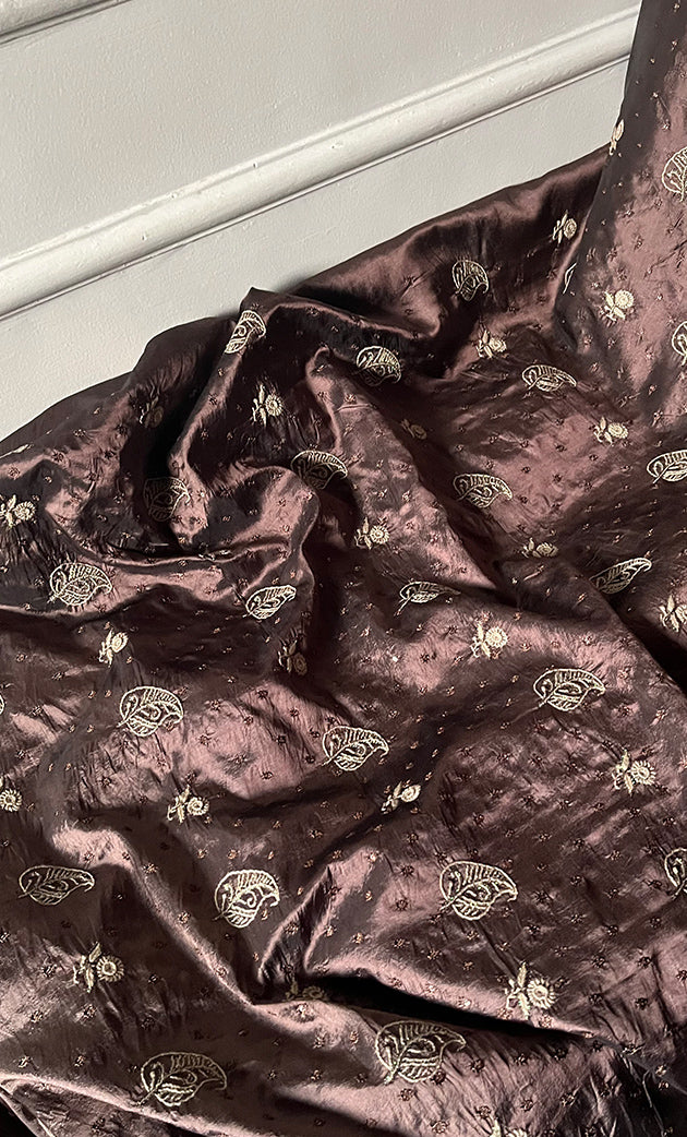 Women's Lakhnavi Handcrafted Pure Silk Chikankari Unstitched Kurta And Dupatta Set- HONC0251028