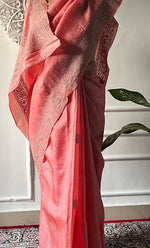 将图像加载到图库查看器中， Women's Lakhnavi Handcrafted Tussar Silk Chikankari Saree - HONC0313444