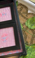 将图像加载到图库查看器中， Handcrafted Chikankari Tray with Two Coasters – Wooden Frame - HONC0310956
