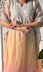 将图像加载到图库查看器中， Rabia Women&#39;s Lucknowi Handcrafted Mul chanderi Chikankari Kaftan - HONC0319521
