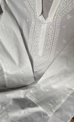 Load image into Gallery viewer, Men&#39;s Lucknowi Handcrafted Cotton Chikankari Kurta - HONC0289319
