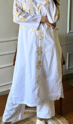 Load image into Gallery viewer, Women&#39;s Lucknowi Handcrafted Cotton Chikankari Kurti - HONC0276969
