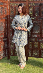 Load image into Gallery viewer, Women&#39;s Lakhnavi Handcrafted Cotton Chikankari Kurta And Palazzo Set - HONC0250018
