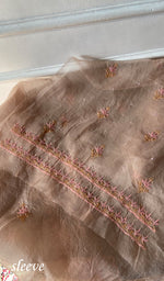 将图像加载到图库查看器中， Women's Lakhnavi Handcrafted Pure Organza Chikankari Unstitched Kurta And Dupatta Set- HONC0361473