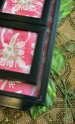 将图像加载到图库查看器中， Handcrafted Chikankari Tray with Two Coasters – Wooden Frame - HONC0295559
