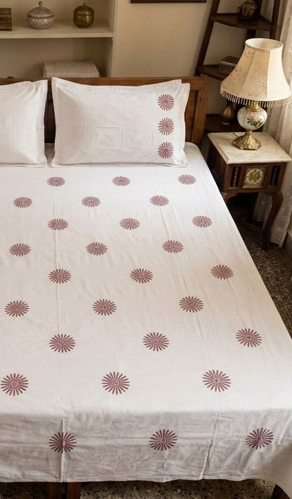 Lakhnavi Handcrafted Cotton Chikankari Bedsheet Set - HONC0373292