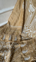 将图像加载到图库查看器中， Women&#39;s Lakhnavi Handcrafted Mul Chanderi Semi - Stitched Kurta And Dupatta Set - HONC0293242
