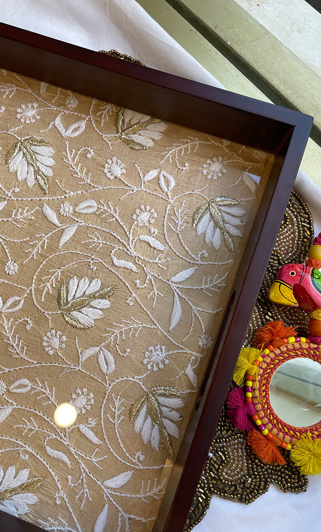 Elegant Wooden Chikankari Tray – Handcrafted Lucknowi Embroidery - HONC0310867