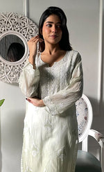 将图像加载到图库查看器中， Women's Lucknowi Handcrafted Mul Chanderi  Chikankari Kurti - HONC0329121