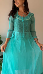 将图像加载到图库查看器中， Aadab Women's Lucknowi Handcrafted Faux-Georgette Chikankari Anarkali Dress - HONC038933