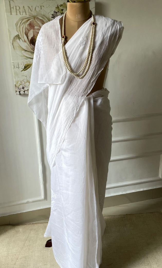 Women's Lakhnavi Handcrafted Mul Chanderi Chikankari Saree - HONC0300001