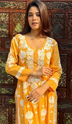 Load image into Gallery viewer, Asma Women&#39;s Lucknowi Handcrafted Crepe Chikankari Kurti- HONC0168759
