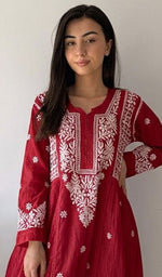 Load image into Gallery viewer, Fariah Women's Lucknowi Handcrafted Mul Chanderi Chikankari Kurti - HONC04497617