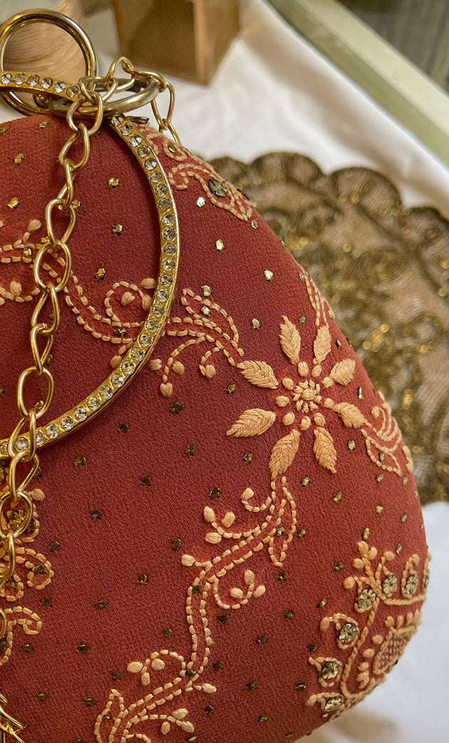 Elegant Floral Chikankari Handle Clutch - HONC0263118