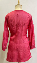 将图像加载到图库查看器中， Women&#39;s Lakhnavi Handcrafted Silk Chikankari Top - HONC0176253
