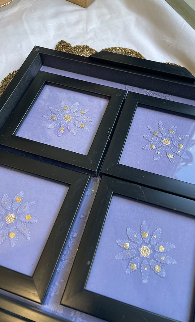 Chikankari Tray with Four Coasters - HONCO295533