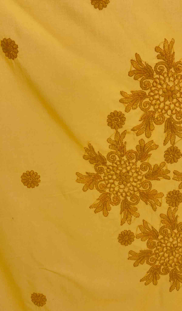 Lakhnavi 手工制作的棉质 Chikankari 桌布 - HONC041223