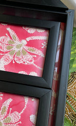 将图像加载到图库查看器中， Handcrafted Chikankari Tray with Two Coasters – Wooden Frame - HONC0295559
