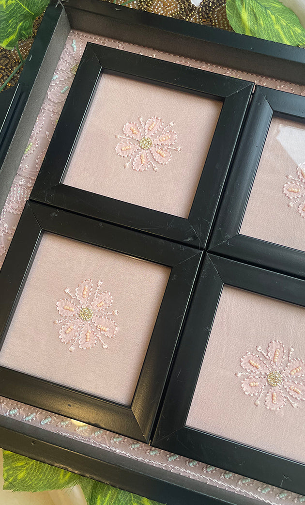 Chikankari Tray with Four Coasters - HONC0269353