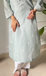 Load image into Gallery viewer, Amayra Women&#39;s Lucknowi Handcrafted Maheshwari Mul Chanderi Chikankari Kurti - HONC0300062
