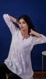 将图像加载到图库查看器中， Women&#39;s Lakhnavi Handcrafted Modal Cotton Chikankari Top - HONC0198209
