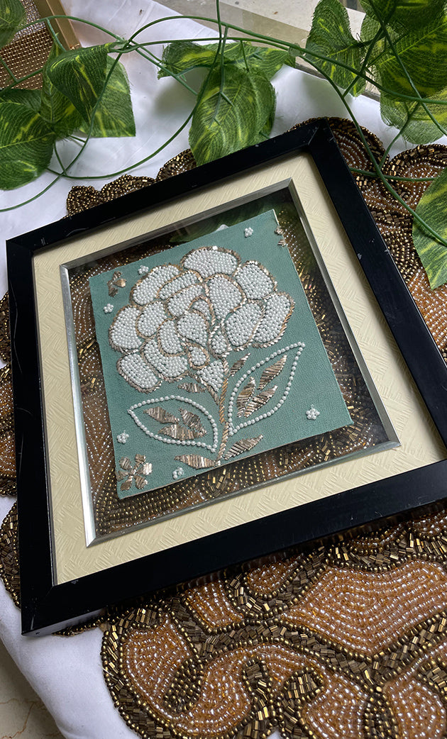 Elegant Hand-Embroidered Floral Art Frame - HONC0310976