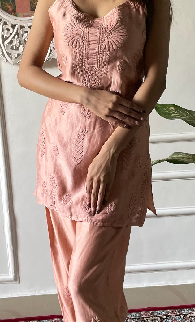 Amreena Women's Lakhnavi Handcrafted Chanderi Silk Chikankari Top And Pant Set - HONC0308126