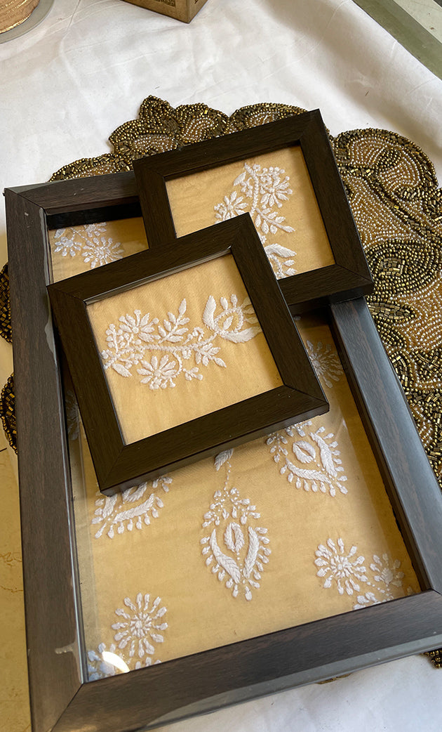 Handcrafted Chikankari Tray with Two Coasters – Wooden Frame - HONC031095