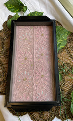 将图像加载到图库查看器中， Handcrafted Chikankari Tray with Two Coasters – Wooden Frame - HONC0254752
