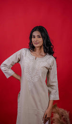 Load image into Gallery viewer, Nargish Women&#39;s Lucknowi Handcrafted Cotton Chikankari Kurti - HONC0171350
