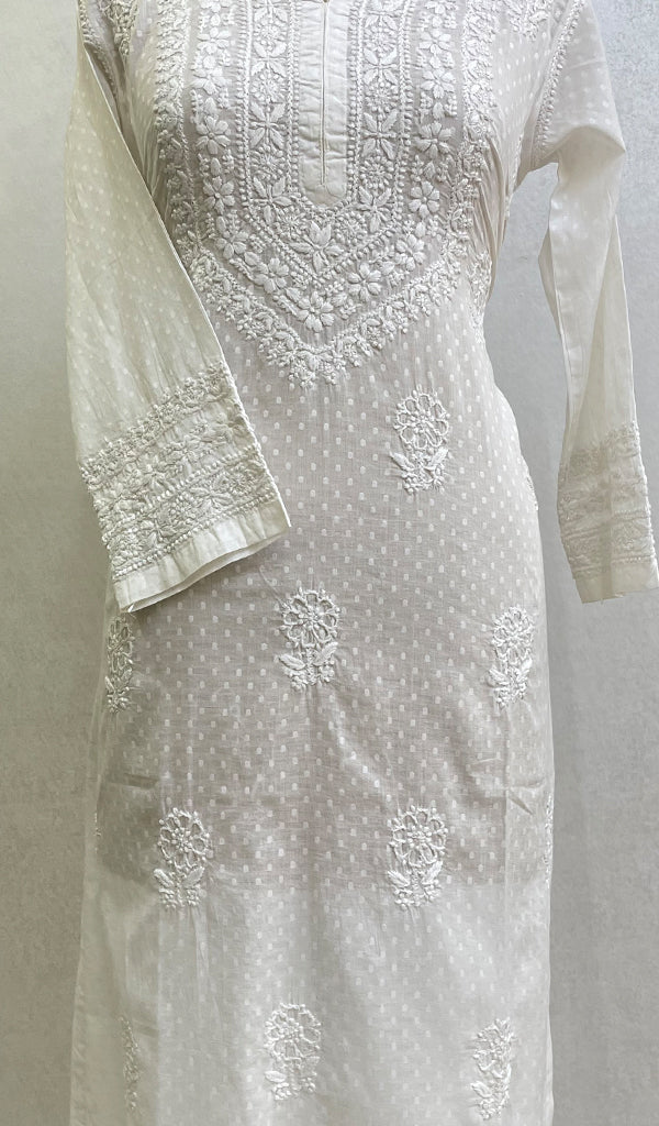 Women hand Embroidered Chikankari Kurti – Paramount Chikan