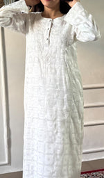 将图像加载到图库查看器中， Prisha Women's Lucknowi Handcrafted Cotton Chikankari Kurti - HONC0341068