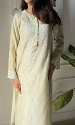 Load image into Gallery viewer, Amayra Women&#39;s Lucknowi Handcrafted Maheshwari Mul Chanderi Chikankari Kurti - HONC0300060
