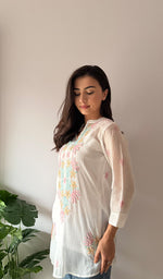 Load image into Gallery viewer, Sophia Women's Lakhnavi Handcrafted Mul Chanderi Chikankari Top - HONC0372931