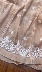 Load image into Gallery viewer, Fariah Women&#39;s Lucknowi Handcrafted Mul Chanderi Chikankari Kurti - HONC0243550
