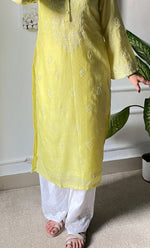 Load image into Gallery viewer, Amayra Women&#39;s Lucknowi Handcrafted Maheshwari Mul Chanderi Chikankari Kurti - HONC0300055
